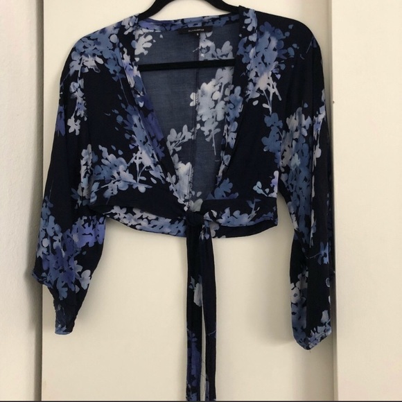 12th Tribe Wrap Top - Picture 2 of 3